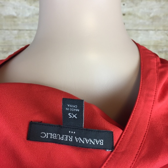 Banana Republic Red Sleeveless Blouse - Picture 6 of 8